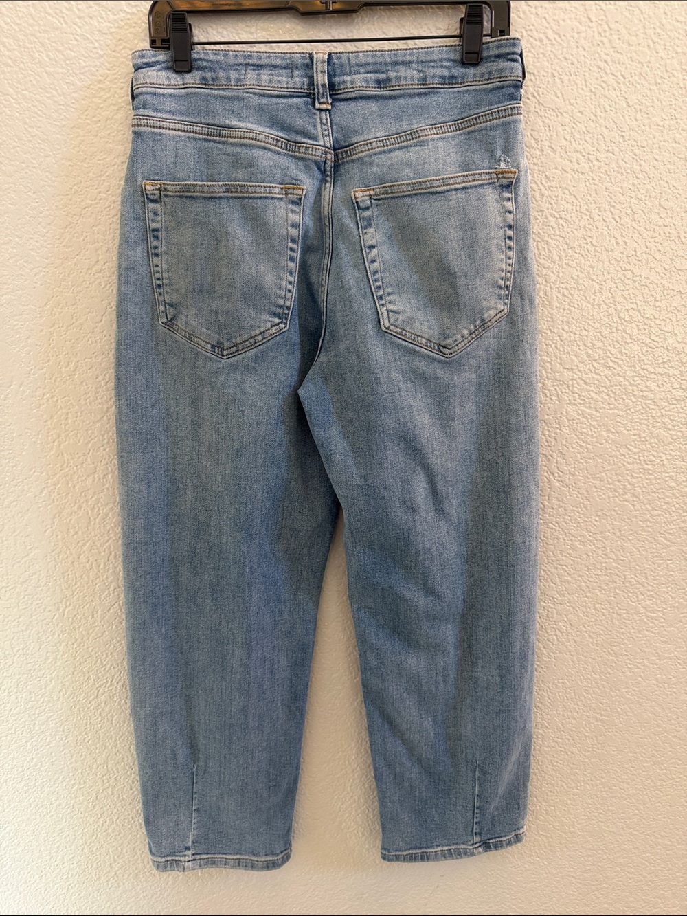 Anthropologie Pilcro High Rise Pleated Barrel Relaxed Straight Leg Jeans Size 28 - Picture 6 of 8